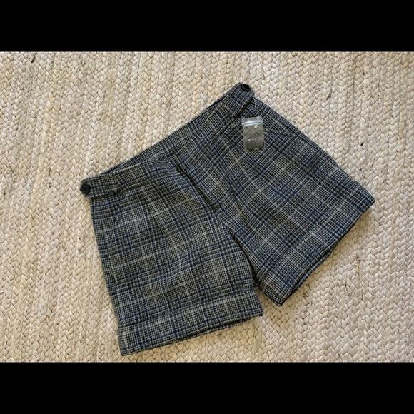 Wool blend Uniqlo shorts!  Size 4 NWOT - Picture 1 of 6